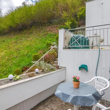 Ferienwohnung Hirt Апартаменты *